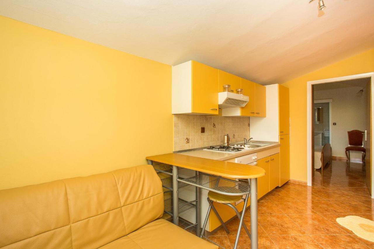 Apartments Nada Palit Εξωτερικό φωτογραφία